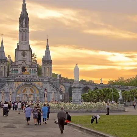 Oasis Urbaine A Tarbes